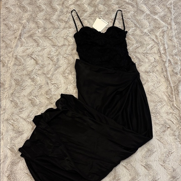 PEPPERMAYO ROMY MAXI DRESS - Size 8 - Picture 7 of 7